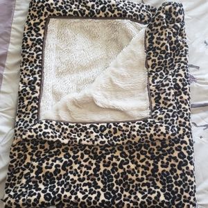 Koala Baby Cheetah blanket